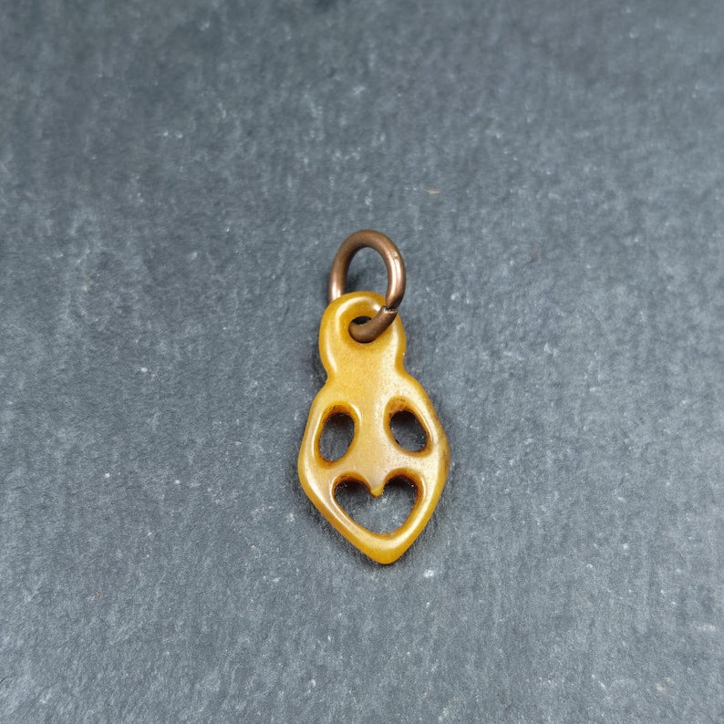 Ghost Skull Pendant - Yak Bone Carved Tibetan Amulet - 30×16mm