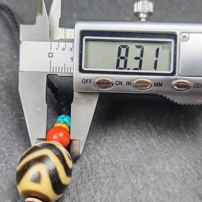 Wave Darlo Dzi Bead Necklace | Tibetan Dzi Amulet 20*18mm Gandhanra-ART