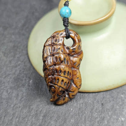 Antique Scorpion-shaped Kapala Amulet - 39mm - Tibetan Buddhist amulet, detailed view