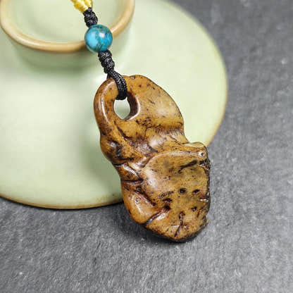 Antique Scorpion-shaped Kapala Amulet - 39mm - Tibetan Buddhist amulet, close-up detail