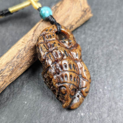 Antique Scorpion-shaped Kapala Amulet - 39mm - Tibetan Buddhist amulet, view 9
