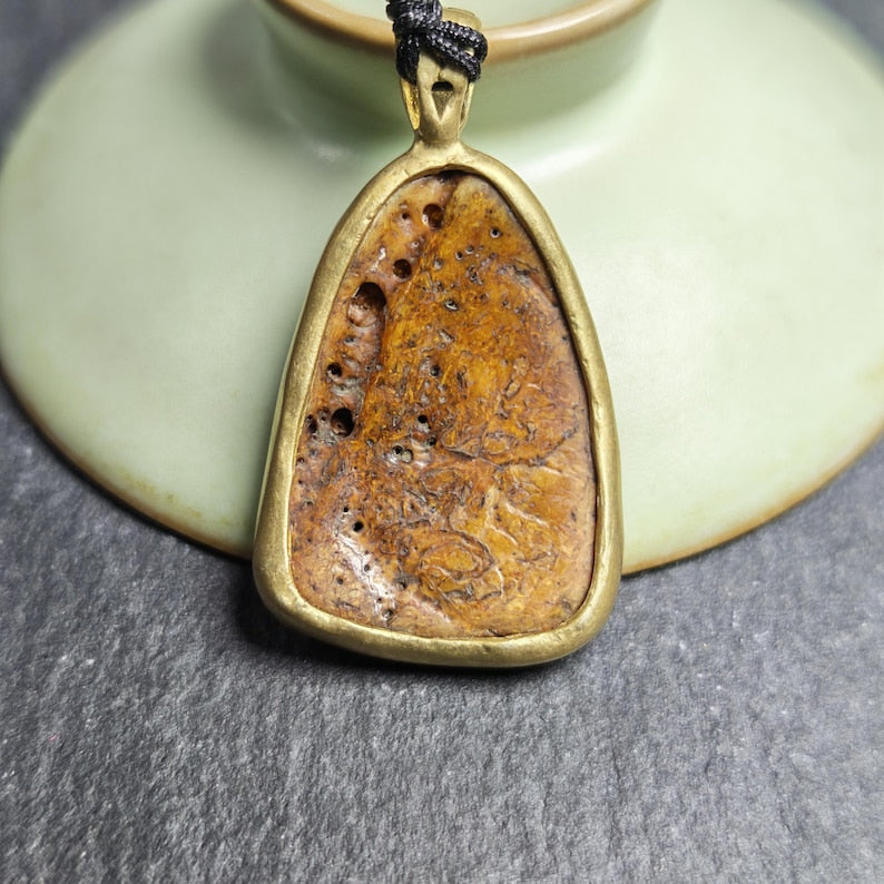 Shield-shaped Kapala Amulet - 33mm × 24mm - Decades Old Gandhanra-ART