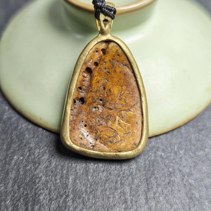 Shield-shaped Kapala Amulet - 33mm × 24mm - Decades Old Gandhanra-ART