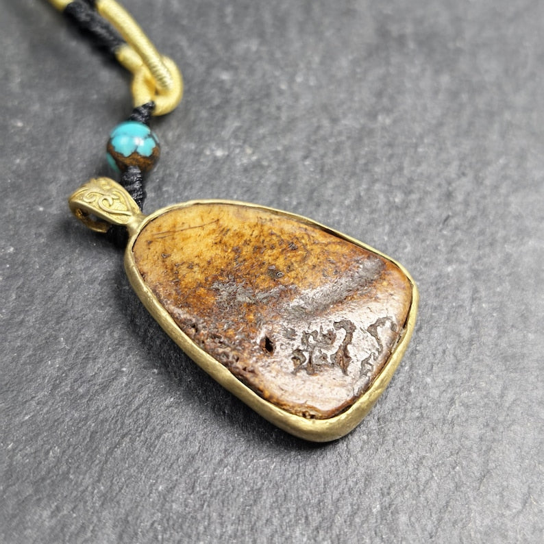 Shield-shaped Kapala Amulet - 33mm × 24mm - Decades Old Gandhanra-ART