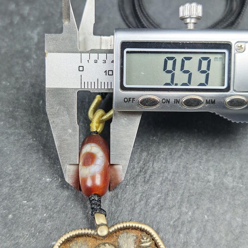 Vintage Skull Citipati Stupa Amulet - 34*40mm - Tibetan Buddhist amulet, size reference