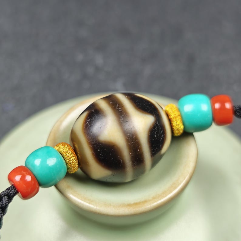 Tiger Tooth Dzi Bead Necklace | Tibetan Dzi Amulet | Protection Charm | 20*18mm Gandhanra-ART