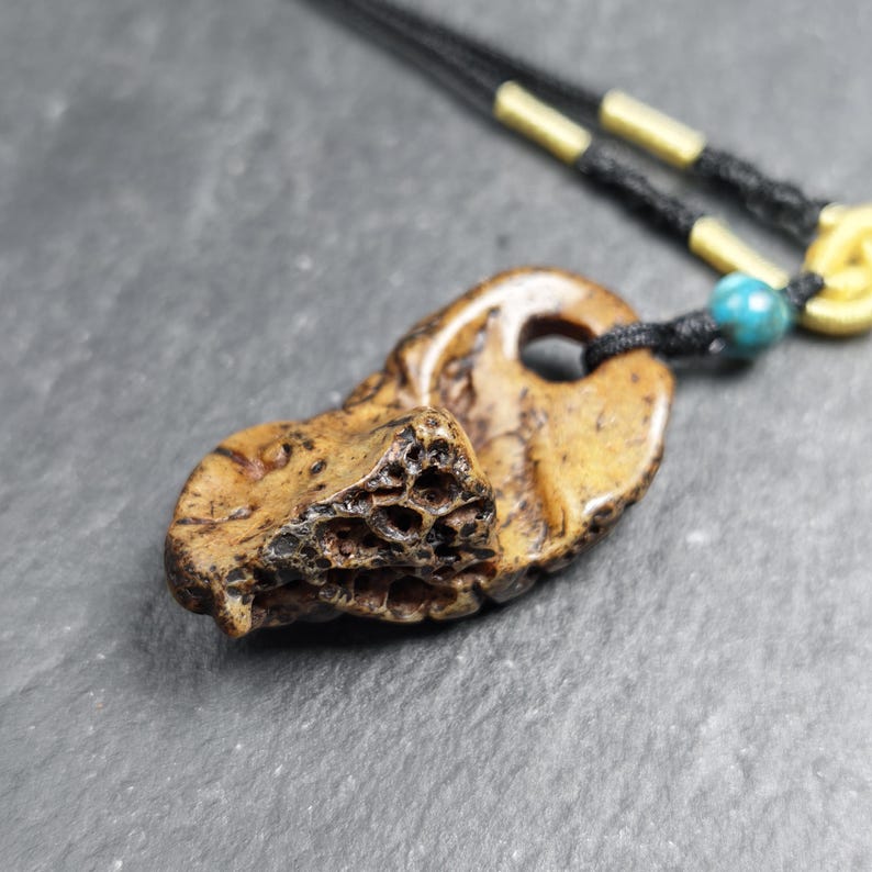 Antique Scorpion-shaped Kapala Amulet - 39mm × 20mm - Decades Old Gandhanra-ART