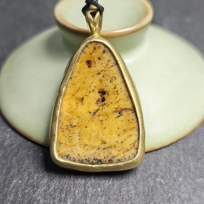 Shield-shaped Kapala Amulet - 37mm - Tibetan Buddhist amulet, view 8