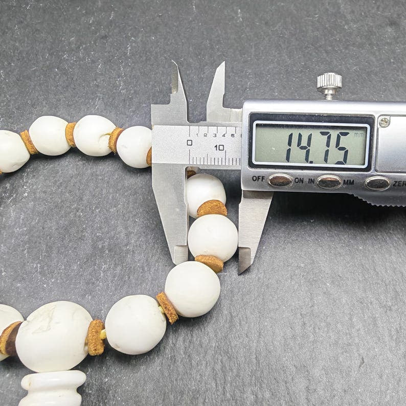 Tibetan Conch Shell Wrist Mala - Tibetan Buddhist mala beads, size reference