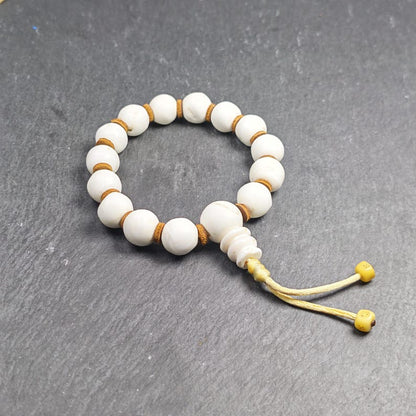 Tibetan Conch Shell Wrist Mala | 15mm Prayer Bead Bracelet Gandhanra-ART
