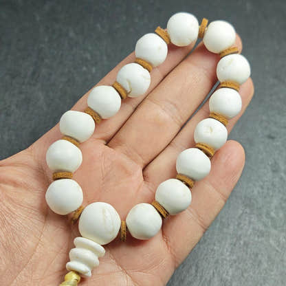 Tibetan Conch Shell Wrist Mala - Tibetan Buddhist mala beads, close-up detail