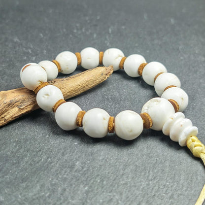Tibetan Conch Shell Wrist Mala | 15mm Prayer Bead Bracelet Gandhanra-ART