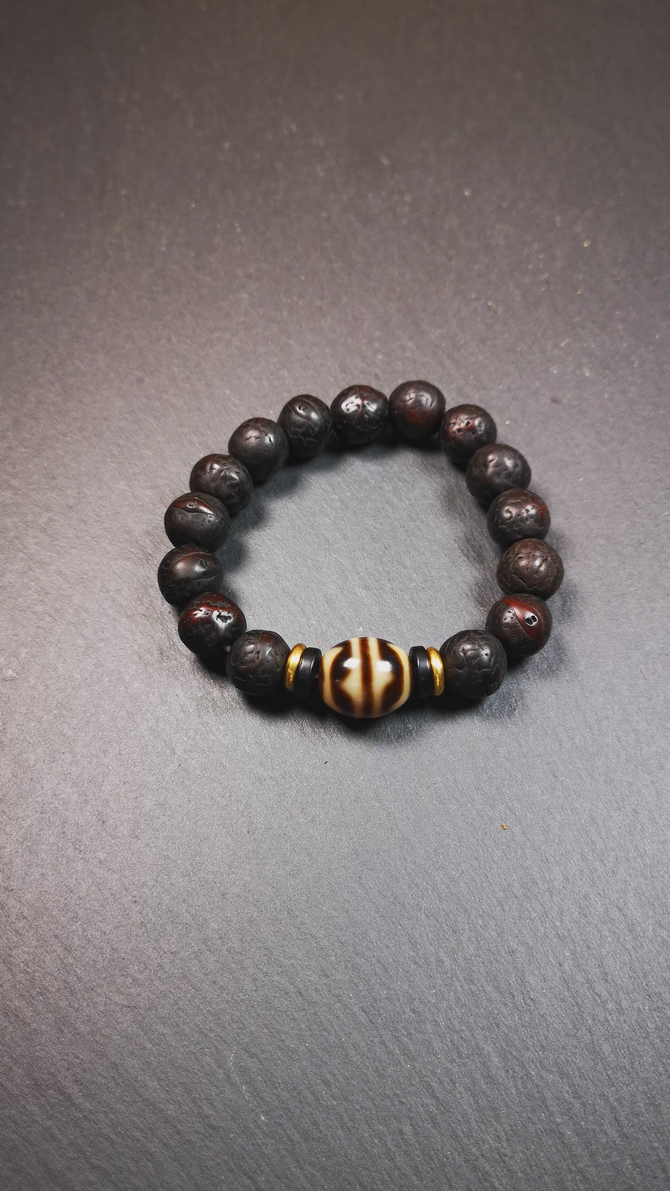 Unique Tibetan Tiger Tooth Dalo Dzi Bead Old Bodhi Beads Bracelet 
