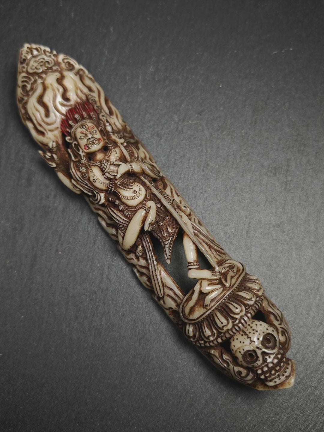 Leg Bone Carved Dudjom Troma Nagmo Statue,Black Wrathful Dakini Kapala Amulet Badge,Gandhanara Old Tibetan Buddhism,20th,180mm × 40mm