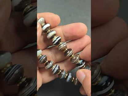 Authentic Tibetan Dzi Wrist Mala - Brown Medicine Buddha  Bracelet - Decades Old