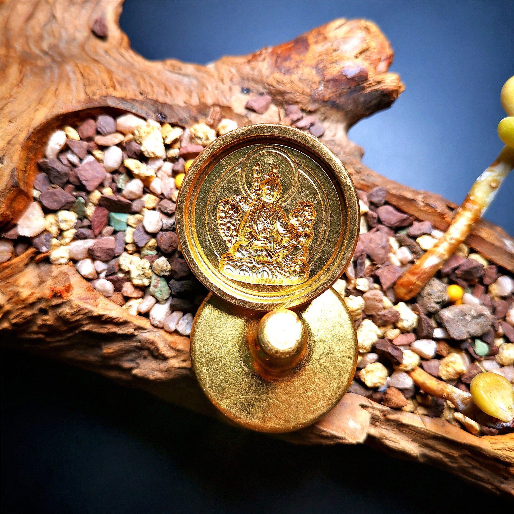Gandhanra Handmade Small Round Tsa Tsa ,Tibetan Buddha Statue Mold-Guru Rinpoche