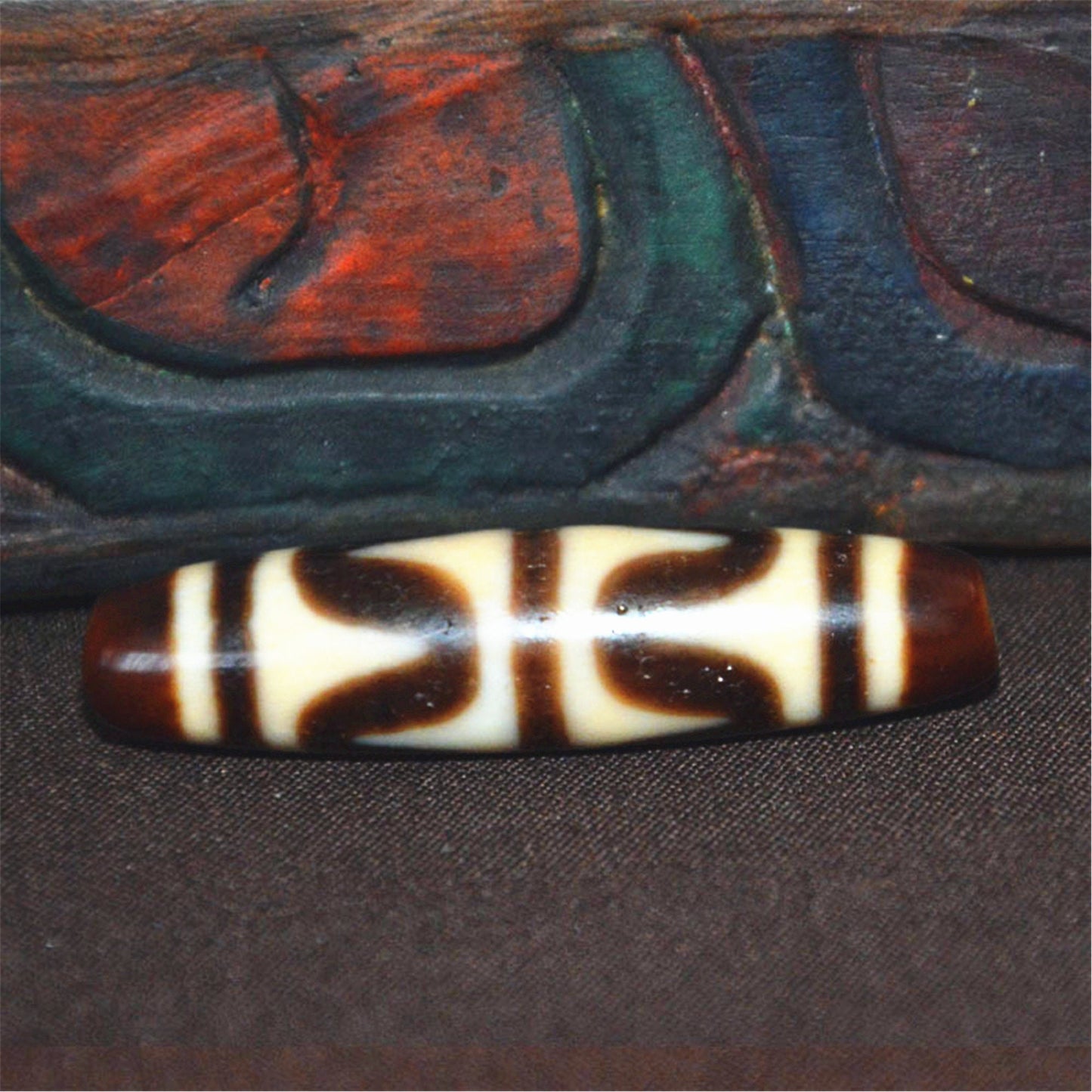 Gandhanra Acient Tibetan Tiger Tooth Tasso Dzi Bead(30 Years Old)