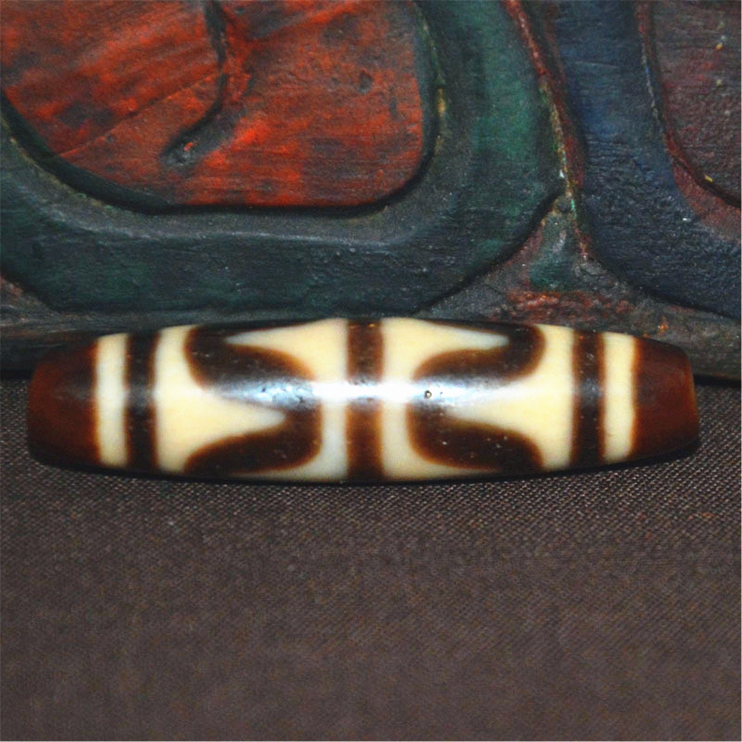 Gandhanra Acient Tibetan Tiger Tooth Tasso Dzi Bead(30 Years Old)