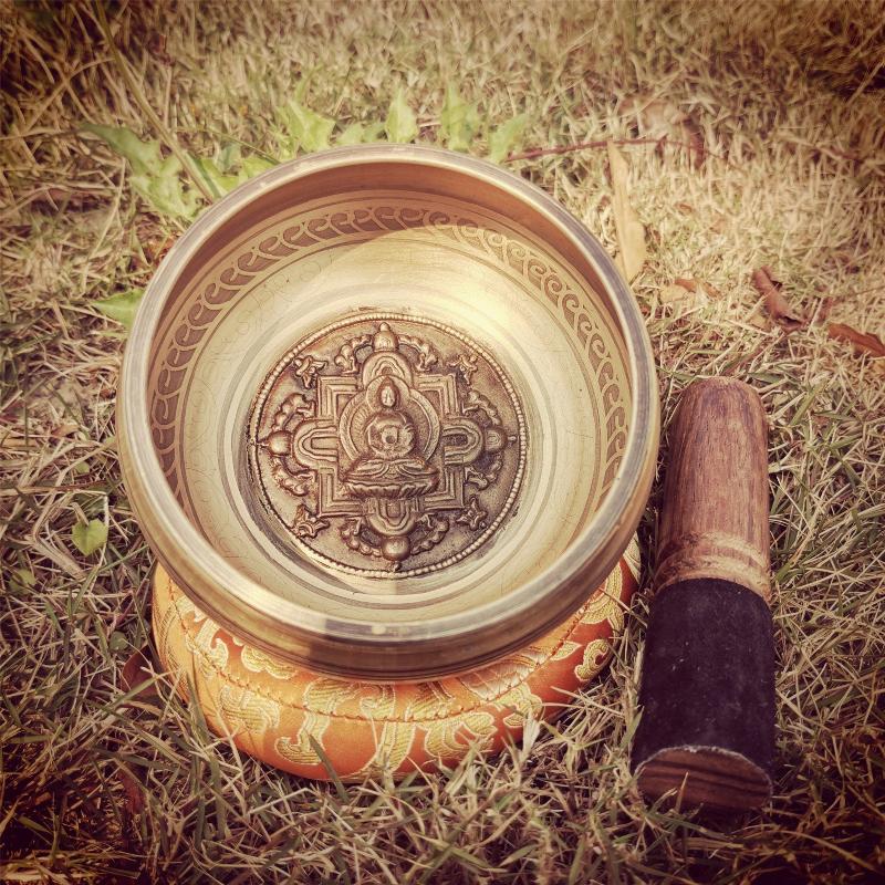 Gandhanra Classical Tibetan Singing Bowl with Amitayus Buddha Mandala Symbol,Handmade in Nepal