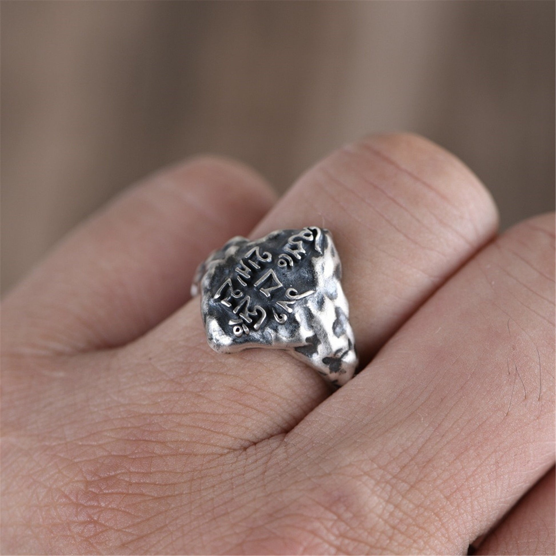 Tibetan Amulet Sanskrit Om Mani Padme Hum Ring