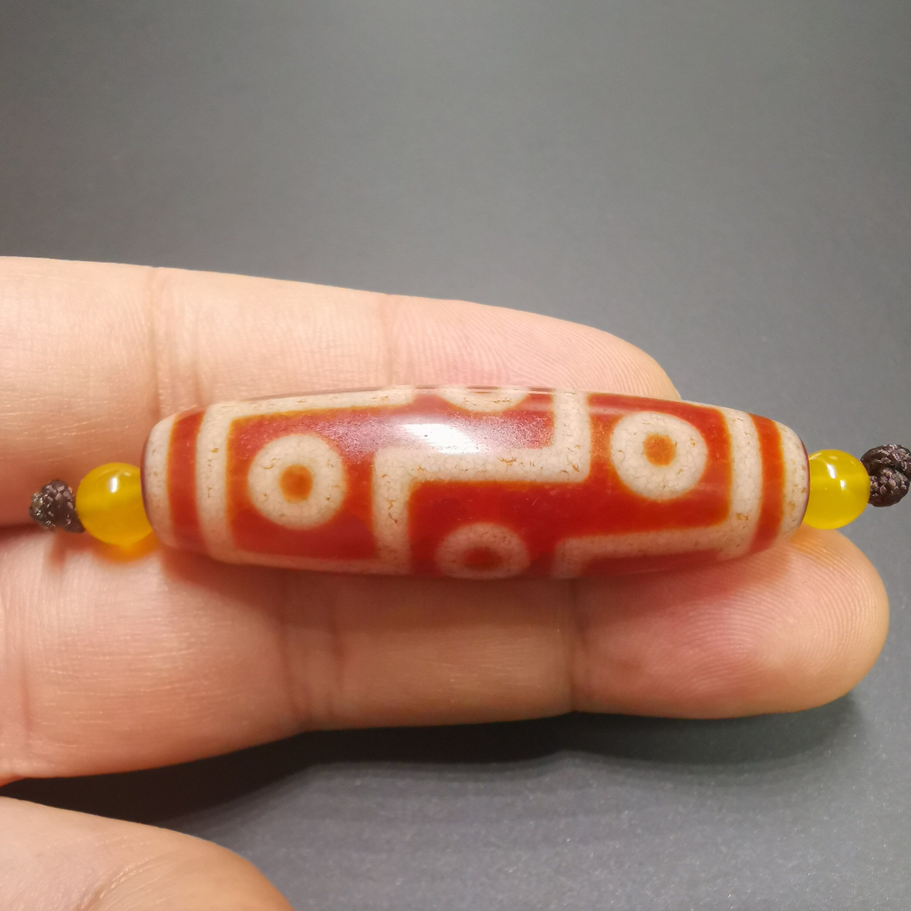 Ancient tibetan clearance dzi beads