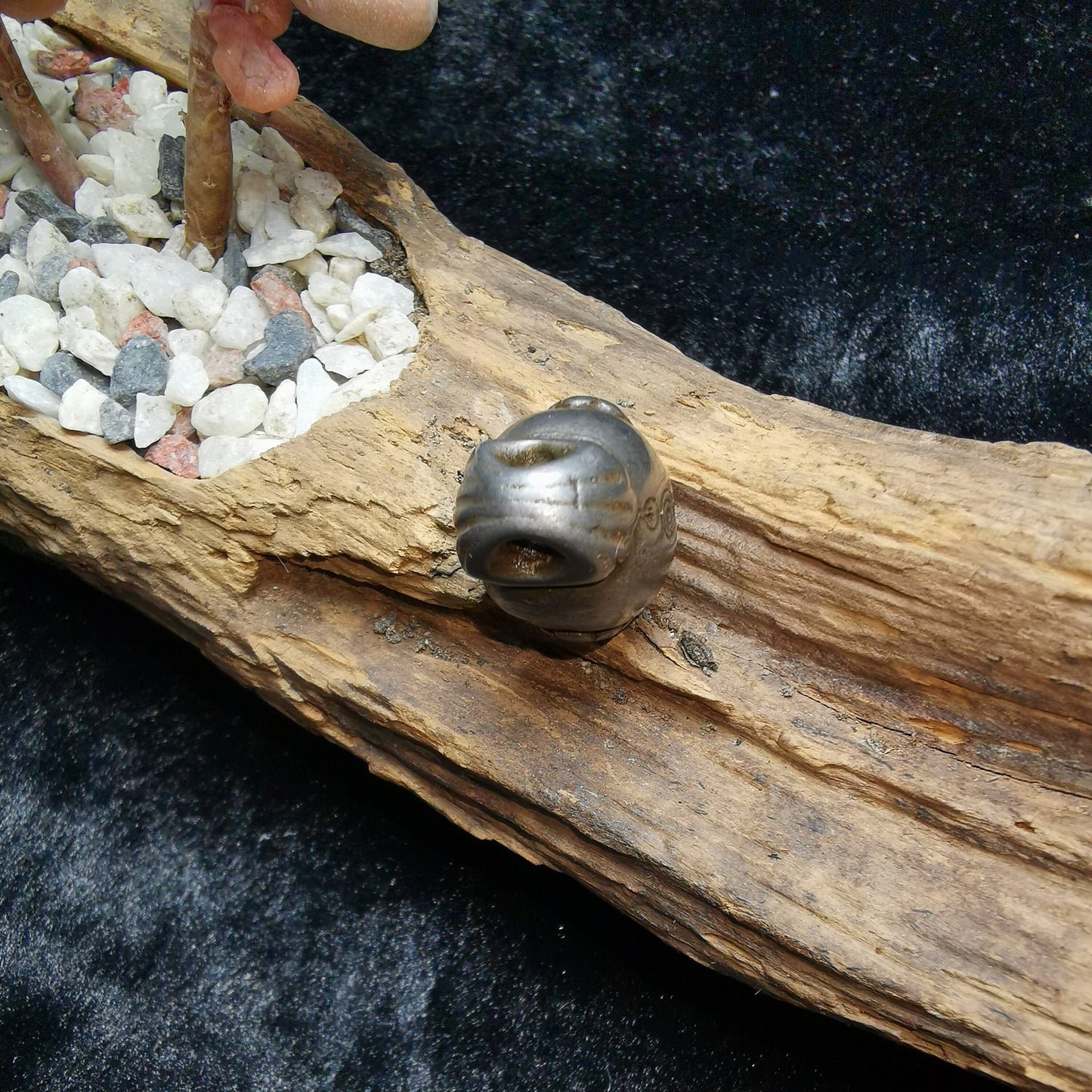 Gandhanra Handmade Tibetan Amulet Bead Pendant,Cold Iron Temple block Bead(Wooden Fish)