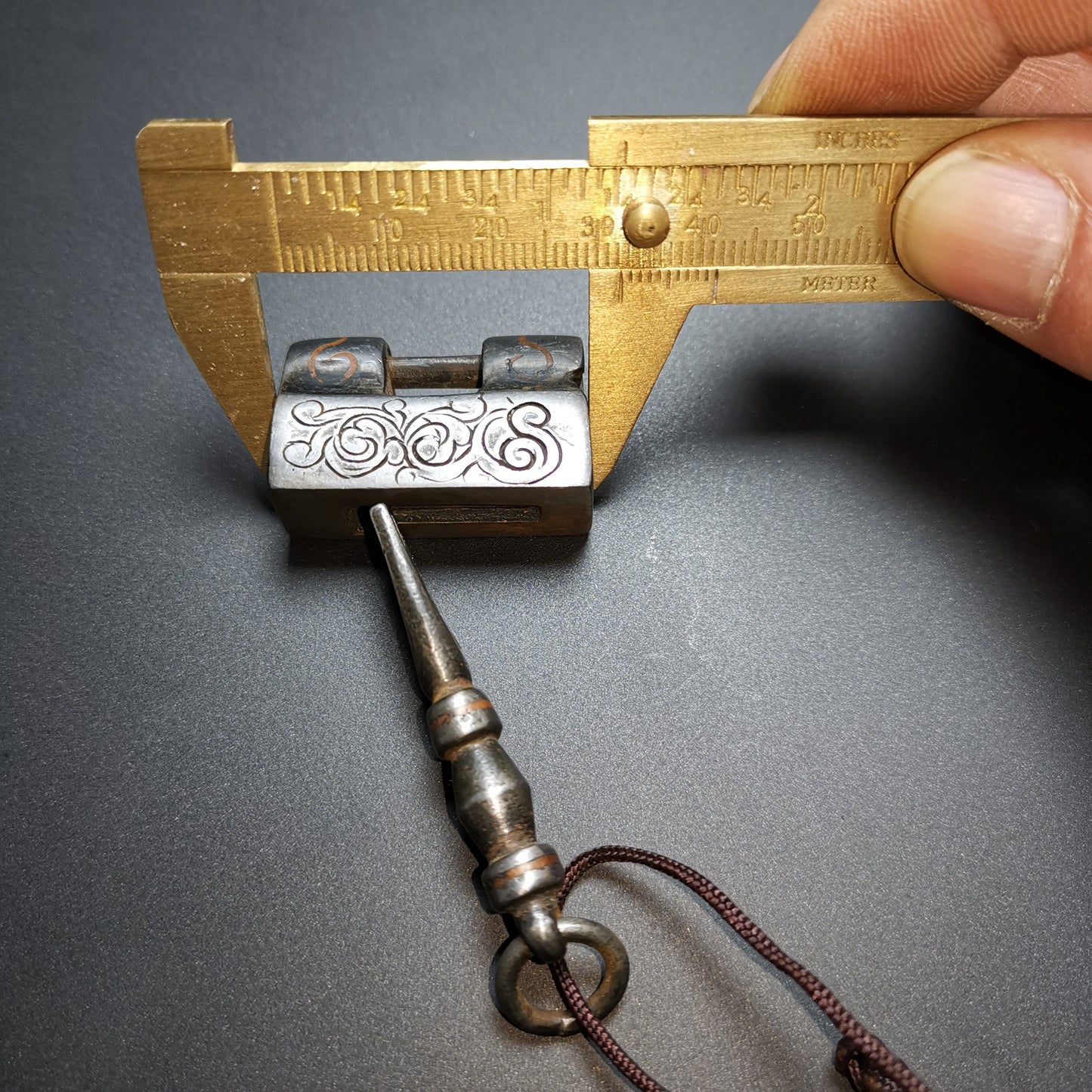 Gandhanra Handmade Antique Design Iron Padlock Amulet From Tibetan, Prefect Mini Lock for Home Decor / Suitcase