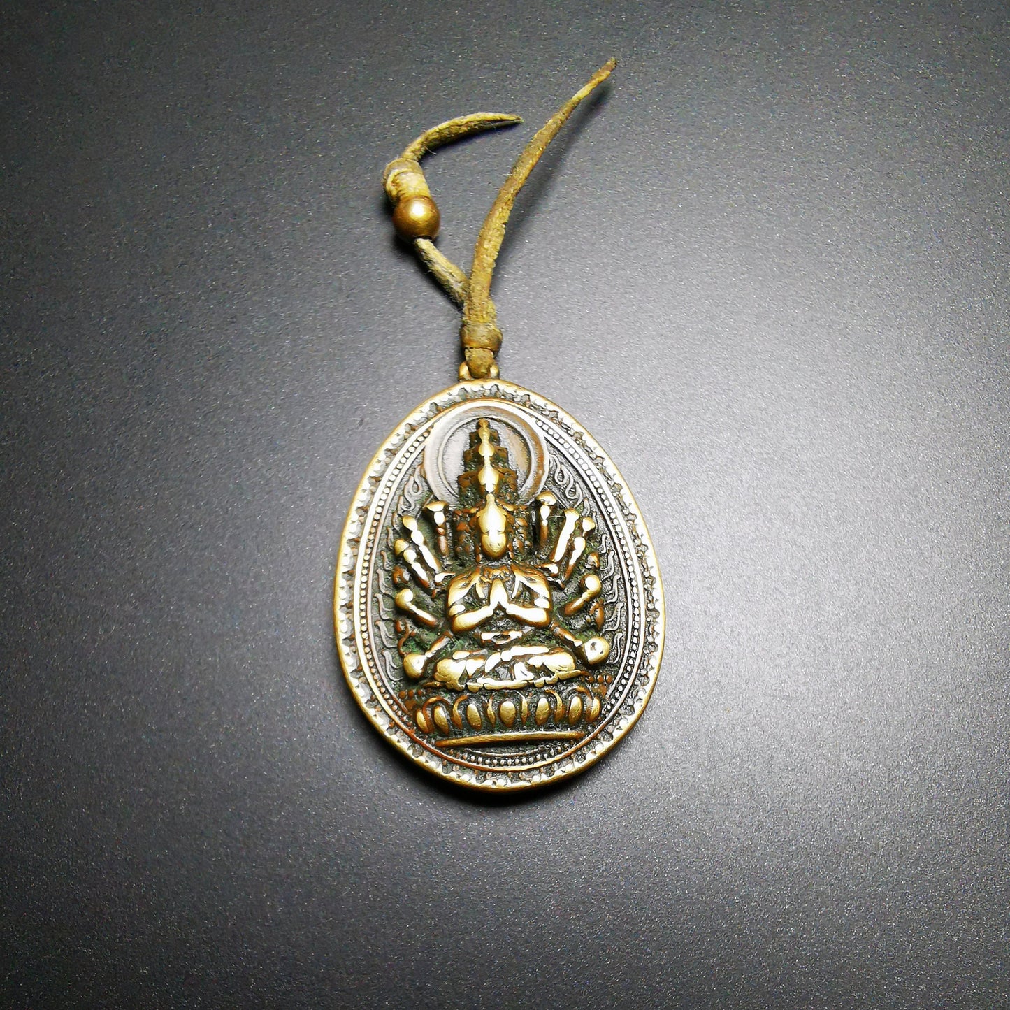 Gandhanra Antique Tibetan Buddhist Amulet,Double Sided Avalokitesvara Amulet,Padmapani,Kuanyin