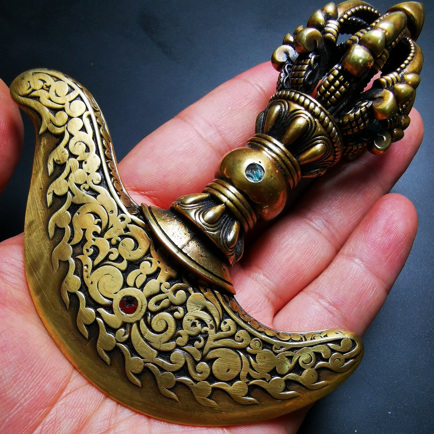 Gandhanra Antique Tibetan Amulet Ritual,Kartika(knife of the dakinis), Trantic Buddhism Dharma, Made of Brass,Agate