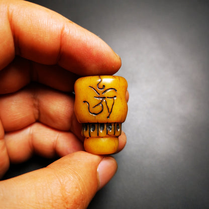 Gandhara Tibetan Yak Bone Carved Guru Bead, T-drilled 3-Hole Prayer Bead,Mala Bead, OM Symbol, Connector Bead for Buddhist Bead Gandhanra-ART