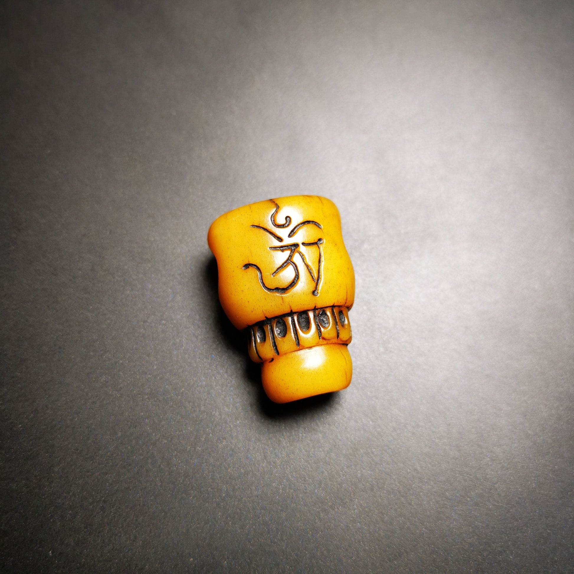 Gandhara Tibetan Yak Bone Carved Guru Bead, T-drilled 3-Hole Prayer Bead,Mala Bead, OM Symbol, Connector Bead for Buddhist Bead Gandhanra-ART