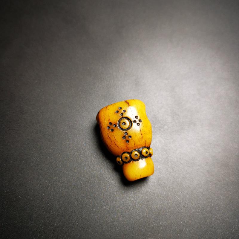 Gandhara Tibetan Yak Bone Carved Guru Bead, T-drilled 3-Hole Prayer Bead,Mala Bead, OM Symbol, Connector Bead for Buddhist Bead Gandhanra-ART