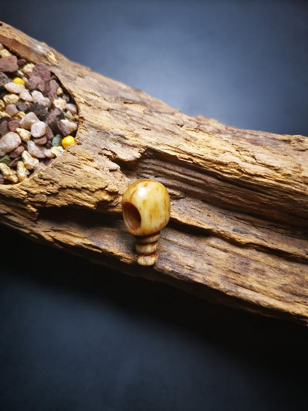 Yak Bone Carved Guru Bead,T-drilled 3-Hole Bead