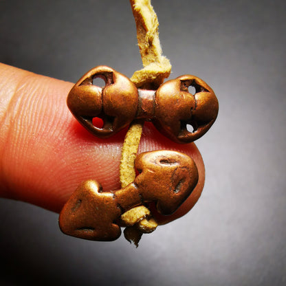Gandhanra Antique Tibetan Amulet,Mini Vajra Bead Pendant, Trantic Buddhism Dharma,Made of Red Copper
