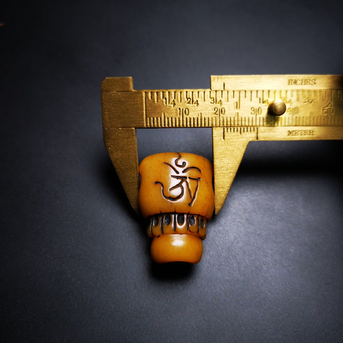 Gandhara Tibetan Yak Bone Carved Guru Bead, T-drilled 3-Hole Prayer Bead,Mala Bead, OM Symbol, Connector Bead for Buddhist Bead Gandhanra-ART