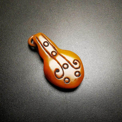 Yak Bone Amulet, Bead Counter Pendant for Mala - Tibetan Buddhist mala beads, view 4