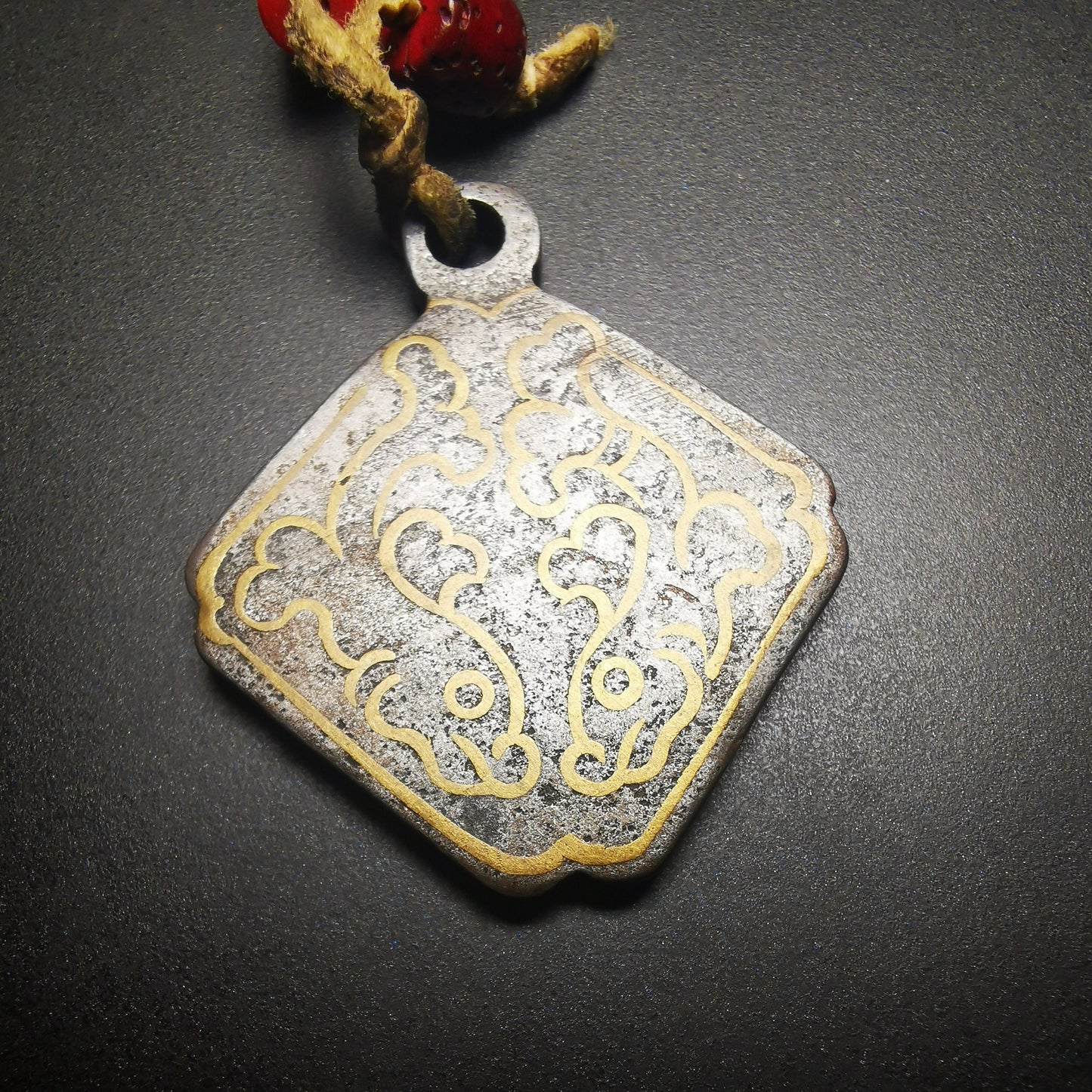 Gandhanra Handmade Tibetan Buddhist Amulet,Pair of Golden Fish Badge, Made of Cold Iron,inlaid with Copper Wire