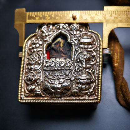 Gandhanra Antique Tibetan Gau Ghau Shrine,Pocket Tibetan Buddhist Altar Amulet with Manjusri Statue,about 100 years old