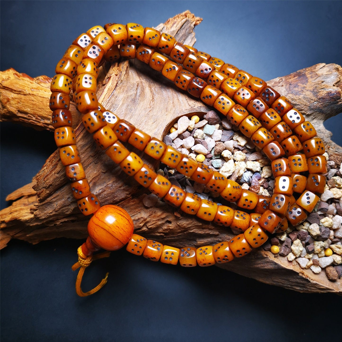 Gandhanra Handmade Tibetan Yak Bone Dice Beads Mala Bracelet,108 Prayer Beads Bracelet for Meditation