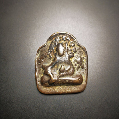 Gandhanra AcientTibetan Buddhist Amulet Badge,Green Tara,Made of Thokcha,over 100 Years Old