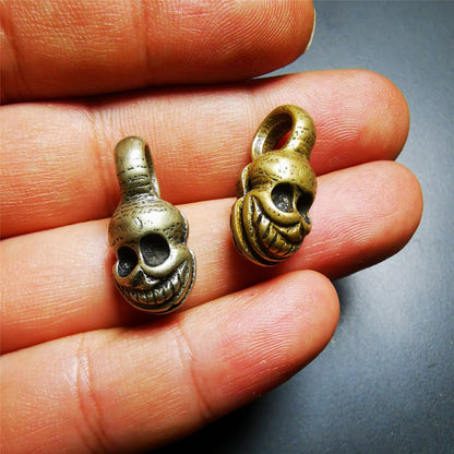 Gandhanra Handmade Skull Sitavana Shape Bead Counter Clip for Prayer Beads, Mala Bead Accessories,Made of Copper
