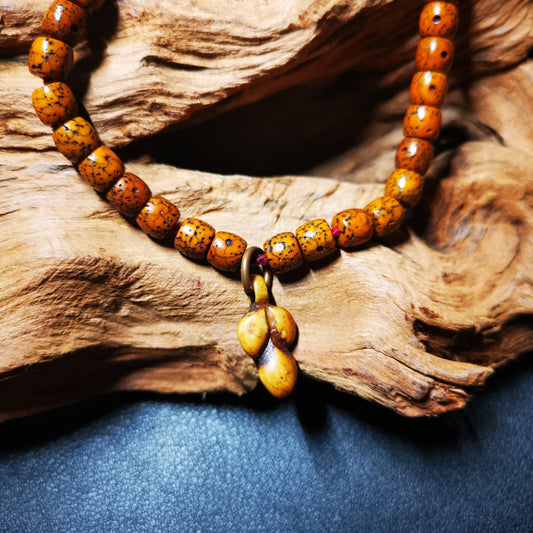 Gandhanra Tibetan Bone Carved Nubro Amulet,Mani Jewel/Wish-Fulfilling Cintamani, Pendant for Mala,Prayer Beads Accessories