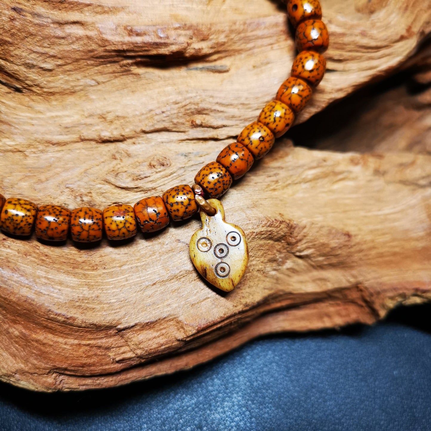 Bone Carved Nubro,Mani Jewel/Wish-Fulfilling Cintamani, Pendant for Mala,Prayer Beads Accessories,Gandhanra Tibetan Amulet