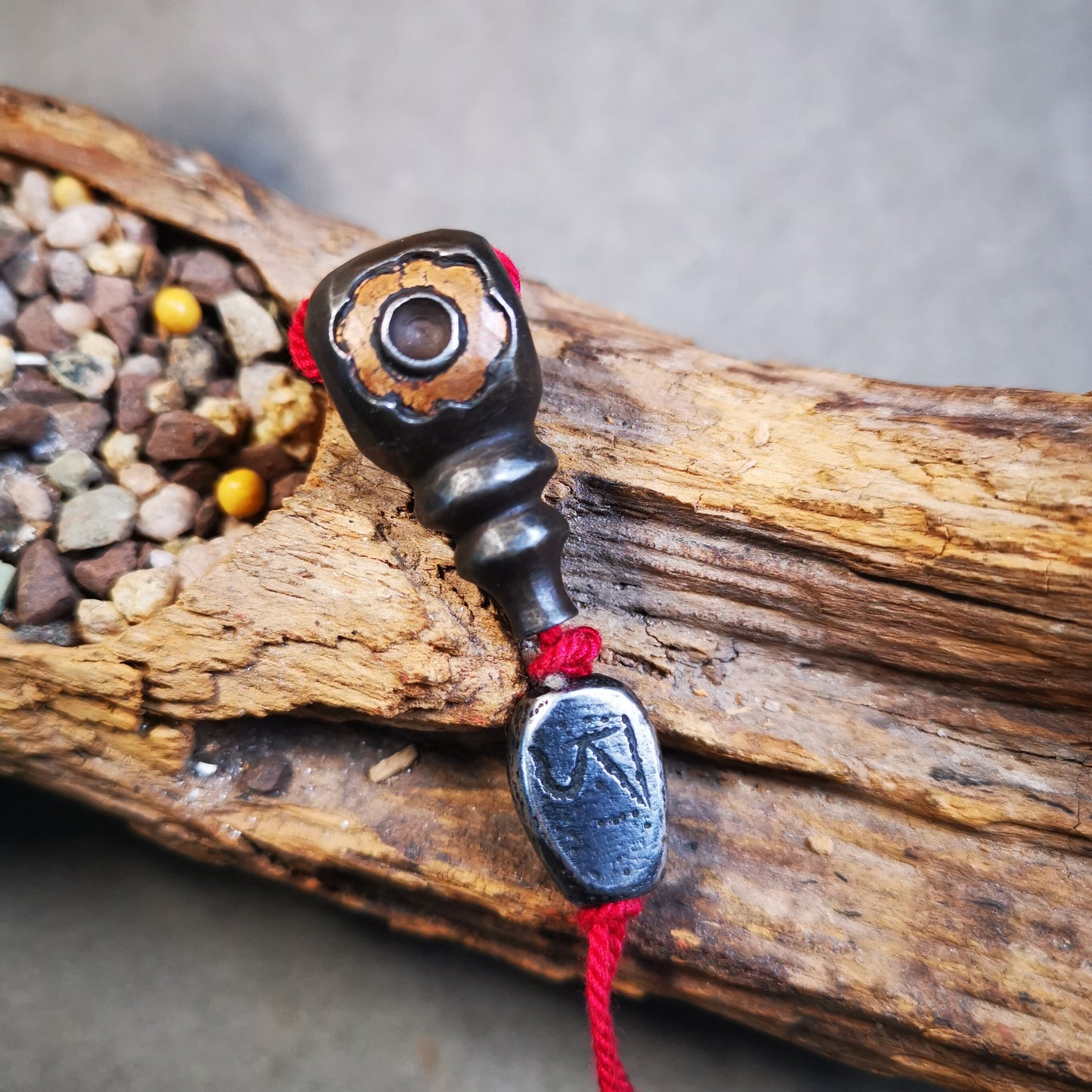 Gandhanra Handmade Guru Bead, T-drilled 3-Hole Mala Bead  Accessories for Prayer Bead