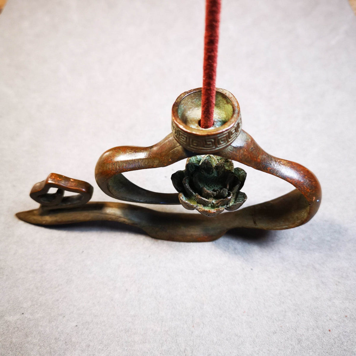 Gandhanra Handmade Cloud Shape Tibetan Cone Incense Burner,for Cone and Stick In - Tibetan Buddhist art, size reference